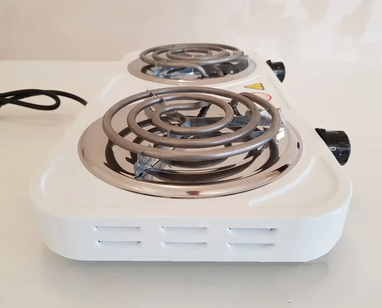 Електрична настільна плита дві конфорки Hot Plate HP-JX2020B спіральний тен, 2 кВт, 5 режимів Білий UKG