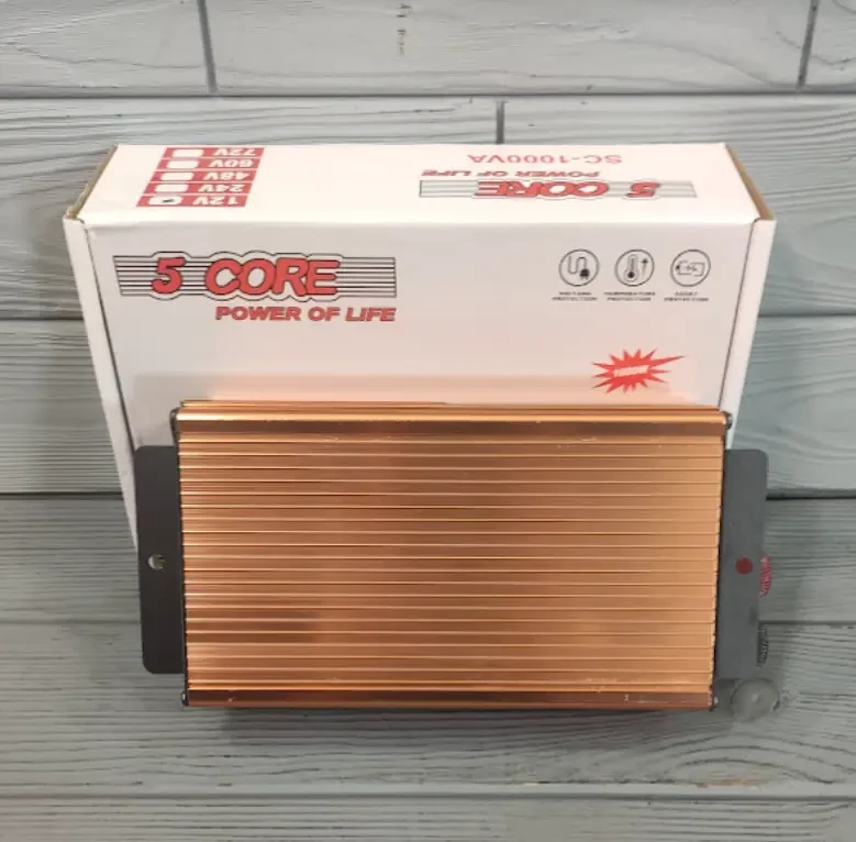 Преобразователь напряжения 12V-220V 1000W/инвертор автомобильный 1000W 12 V UN-3054 (work 660W)