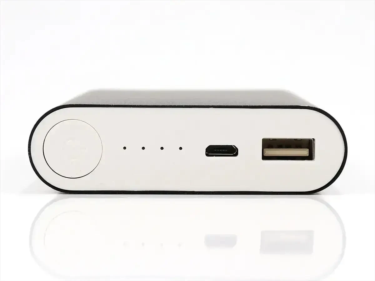 Универсальная мобильная зарядка Power Bank JS-30 Boro 10400 mAh серебристый