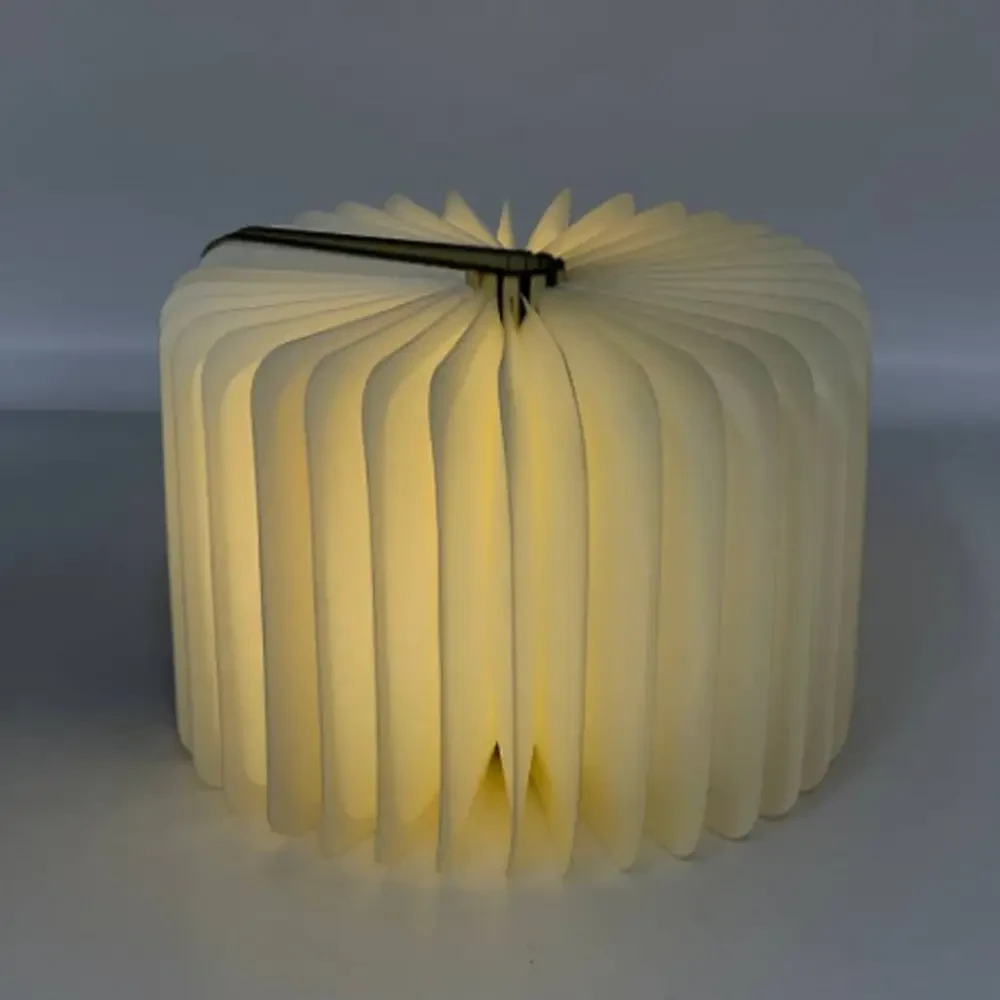 Настольная лампа светильник в виде книги Foldable Book Lamp Ночник для детской комнаты 7259