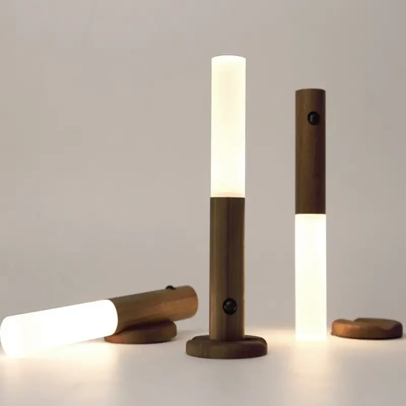 Лампа, світильник LED з датчиком руху та вбудованим акумулятором на 500Mah Induction lamp