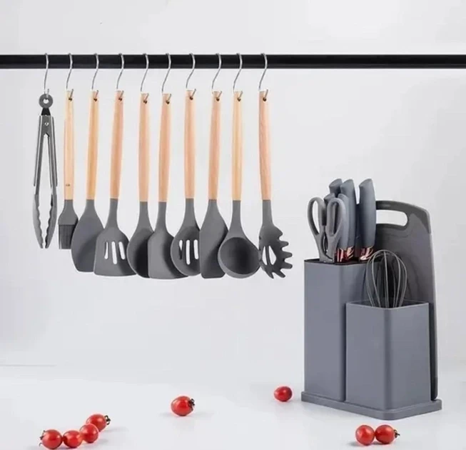 Набір кухонного приладдя Сірий на підставці TS Kitchen 19 штук із силікону з бамбуковою ручкою