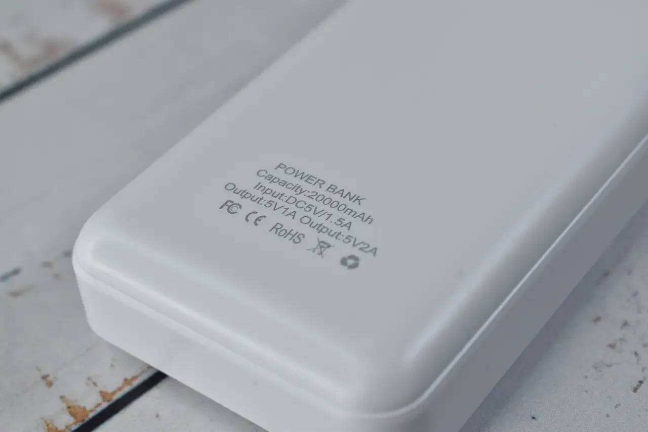 Power Bank Smart Intelligent Fast Charging KJ-P16 зарядное устройство 50000mAh Белый