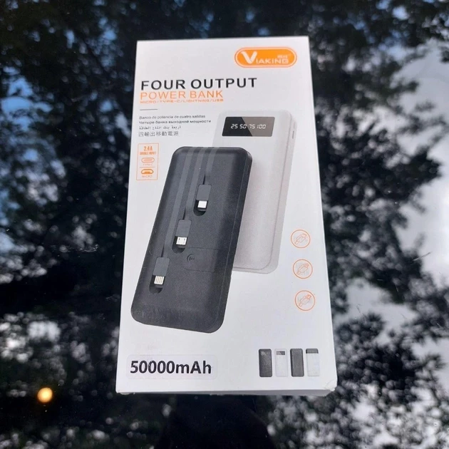 Павербанк 50000 mAh встроенные кабели USB, micro USB, Type-C, Lightning с Подставкой для телефона, Портативна