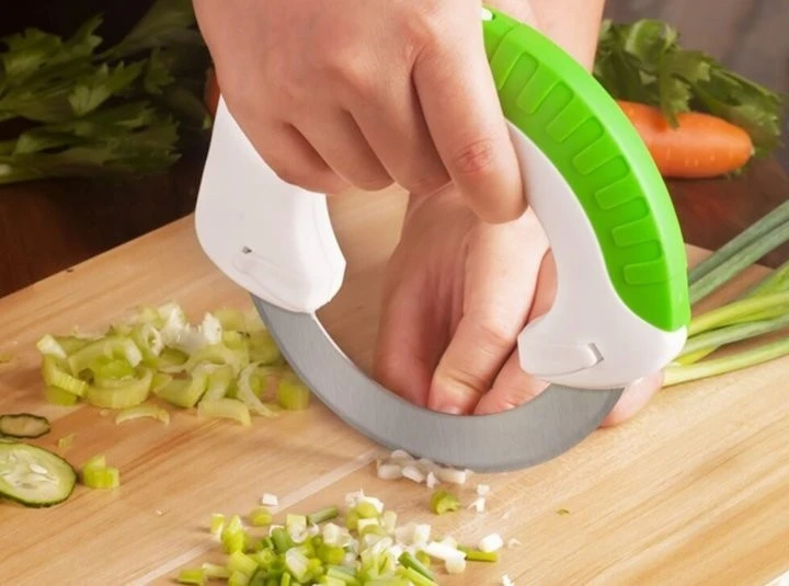 Круглий кухонний ніж Bolo Circular Knife 25