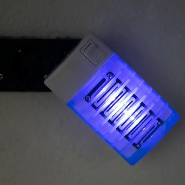 Лампа від комарів Night Lamp Біло Блакитна антимоскітна електрична пастка комах від мережі