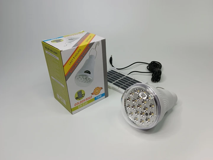 Аккумуляторный фонарик 10W с солнечной панелью Golden Road GR-020 для улицы и помещений