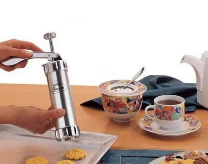 Кондитерский шприц для печенья Biscuits 20 насадок
