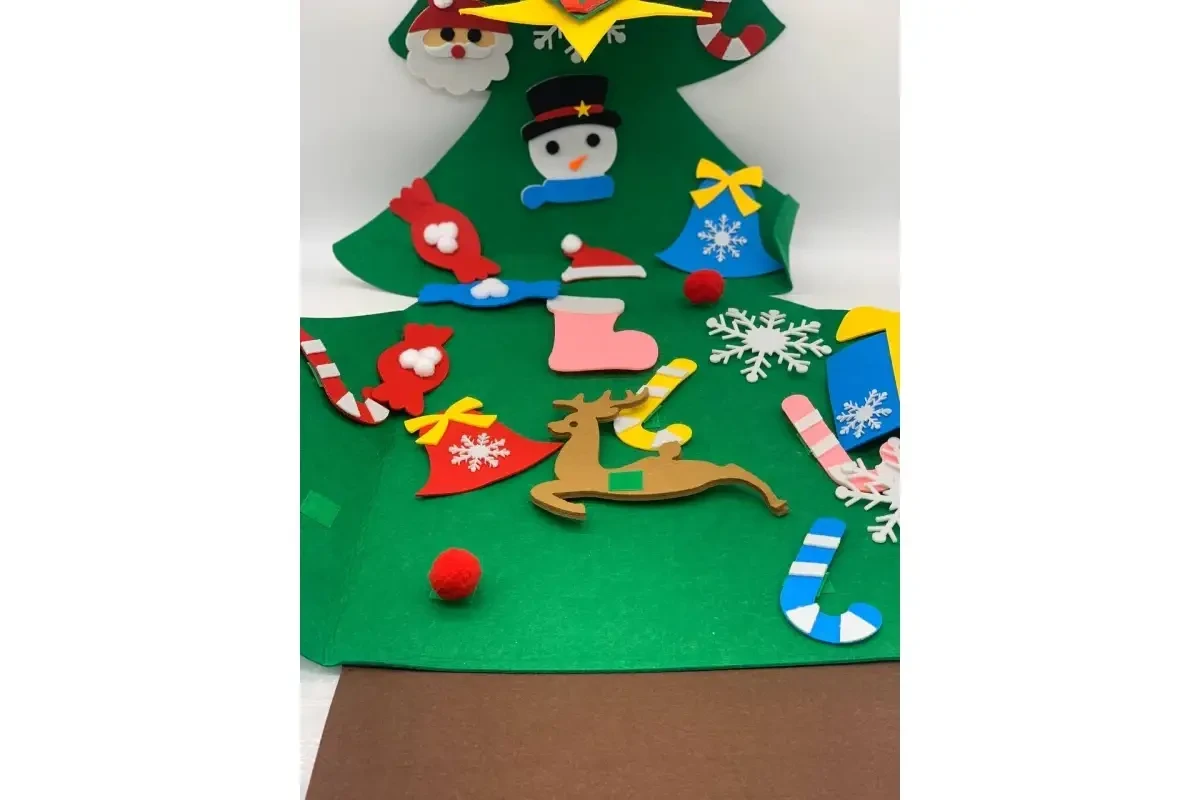Детская Рождественская елочка с игрушками из фетра Chrismas Free Детская елочка на стену 95x70 см