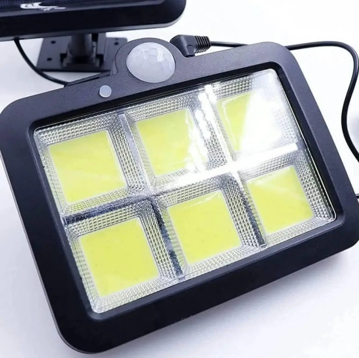 LED уличный светильник SL-F120 на солнечных батареях, автономный влагостойкий с датчиком движения для двора
