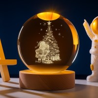 Нічник 3D куля кришталеве Різдво RGB на дерев'яній підставці USB