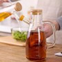 Стеклянный кувшин для масла и уксуса 650 мл с носиком, ручкой и деревянной крышкой, бутылка-дозатор для жидких продуктов